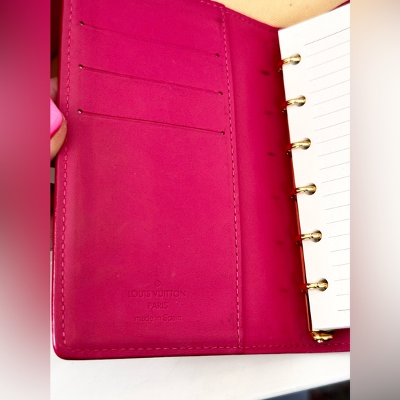 SOLD Louis Vuitton Pink Vernis Agenda - Picture 7 of 11